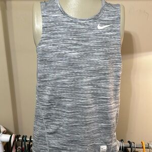 Men’s Nike pro fitted tank top size medium